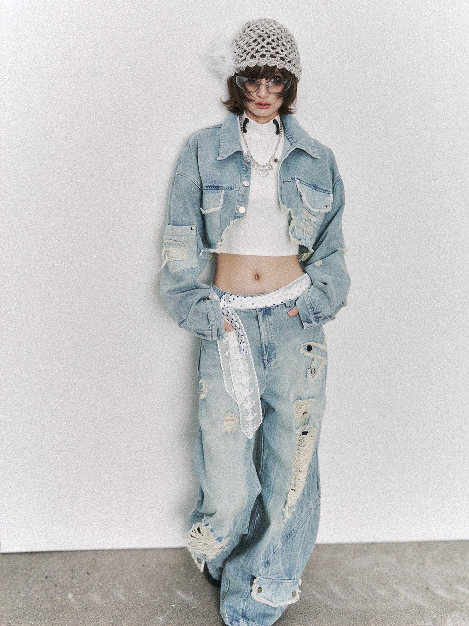 Frustration Garden Light Blue Washed Distressed Ripped Frayed Hem Women&