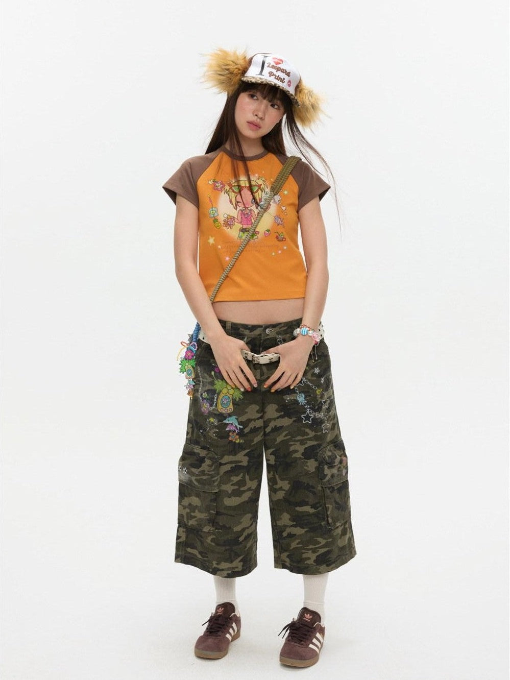 BETWEENAND Two Tone Colorblock Raglan Short Sleeve Print Women&