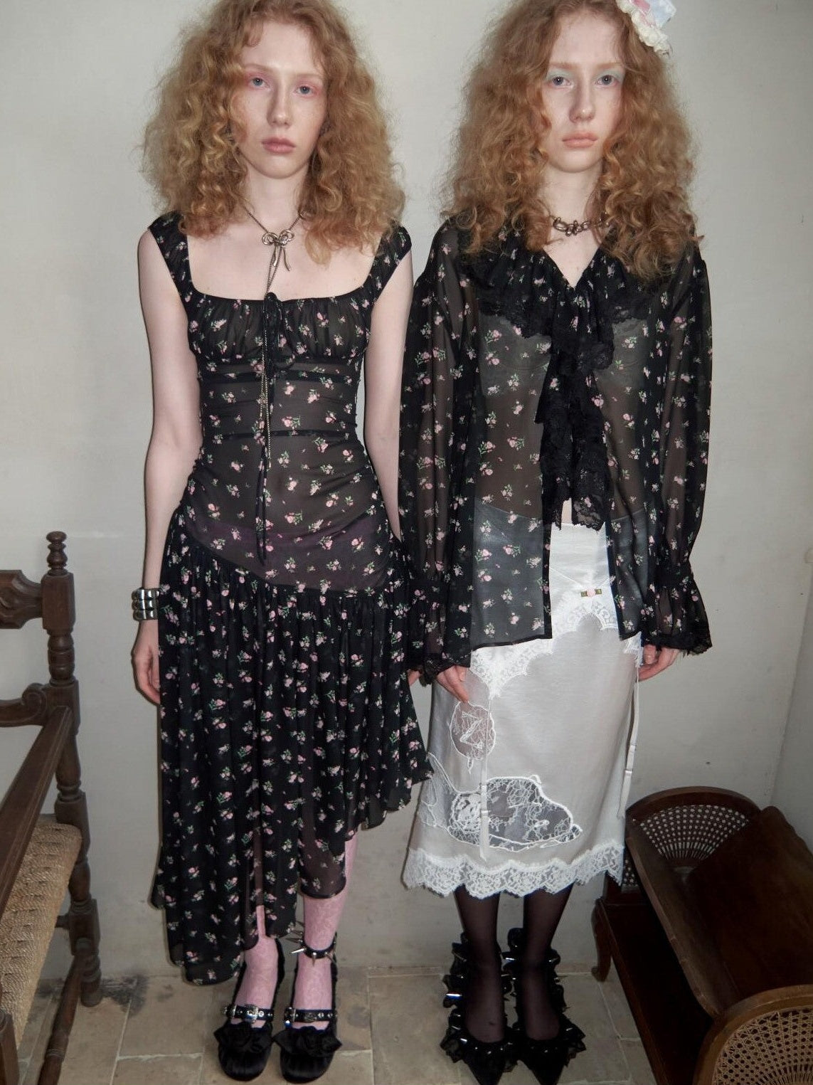 1JINN STUDIO Large Ruffle V-neck Victorian Floral Long Sleeve Women&
