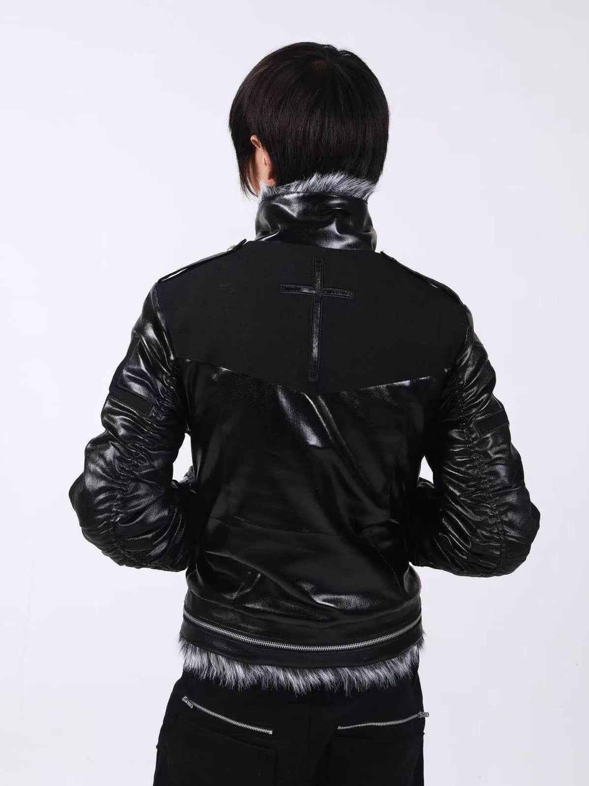 DETW onLine Dark Knight Cross Washed Wax Faux Fur Collar Women&