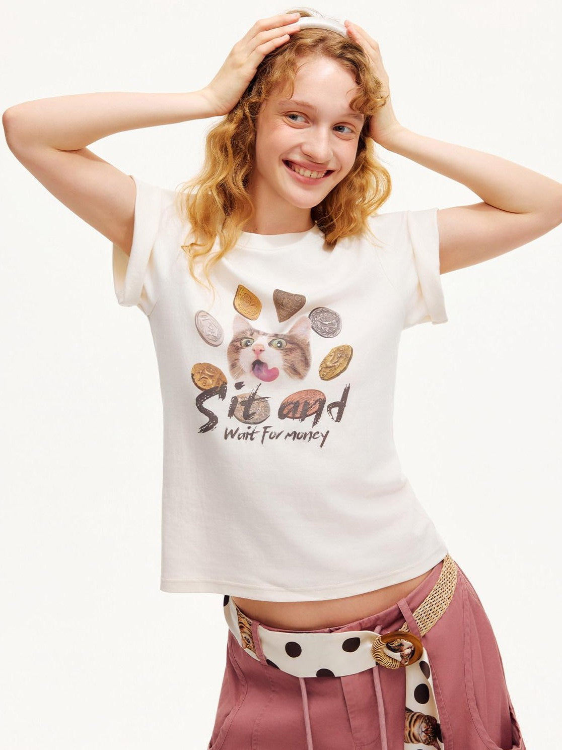 OuttheBlue Heart Lettering Cropped Loose Print Women&