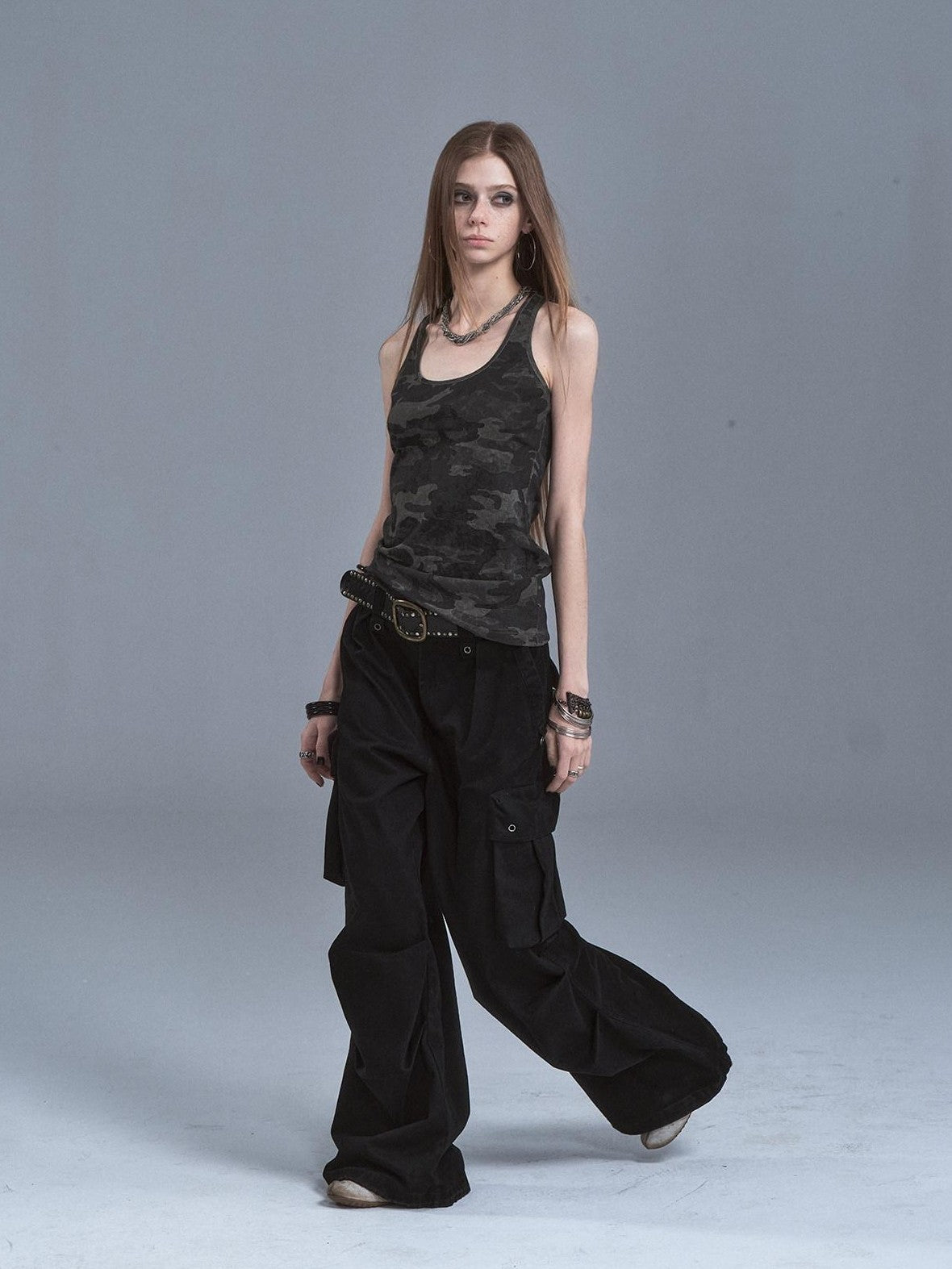 wear And tear Dark Camouflage Back Line Print Racerback Slim Women&