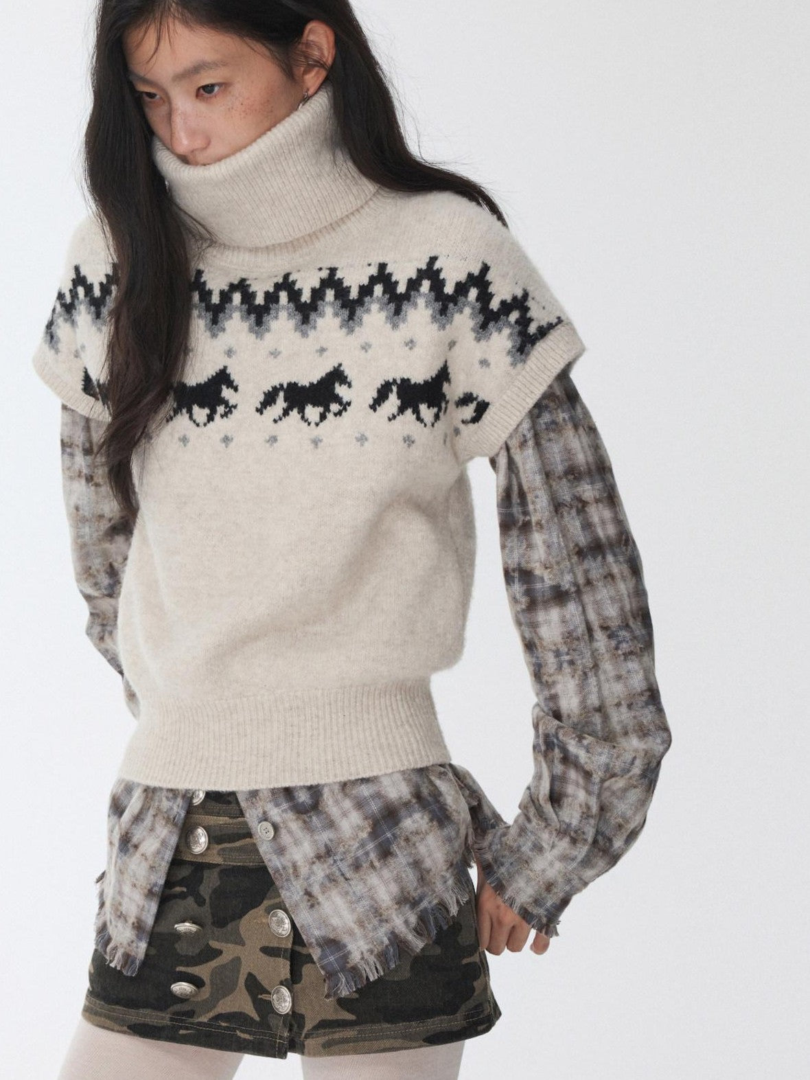 1JINN STUDIO Fair Isle Pony Jacquard High Neck Short Sleeve Women&
