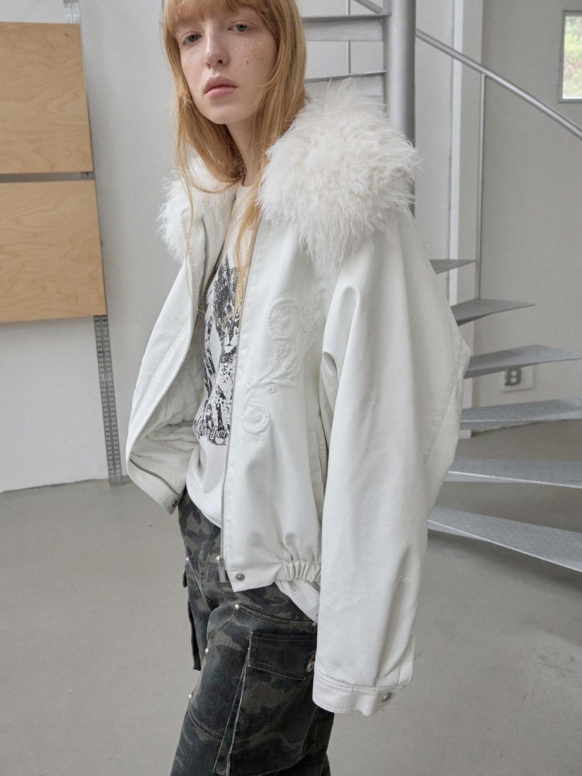 1JINN STUDIO Large Fur Collar Embossed Embroidery Padded Loose Fit Women&