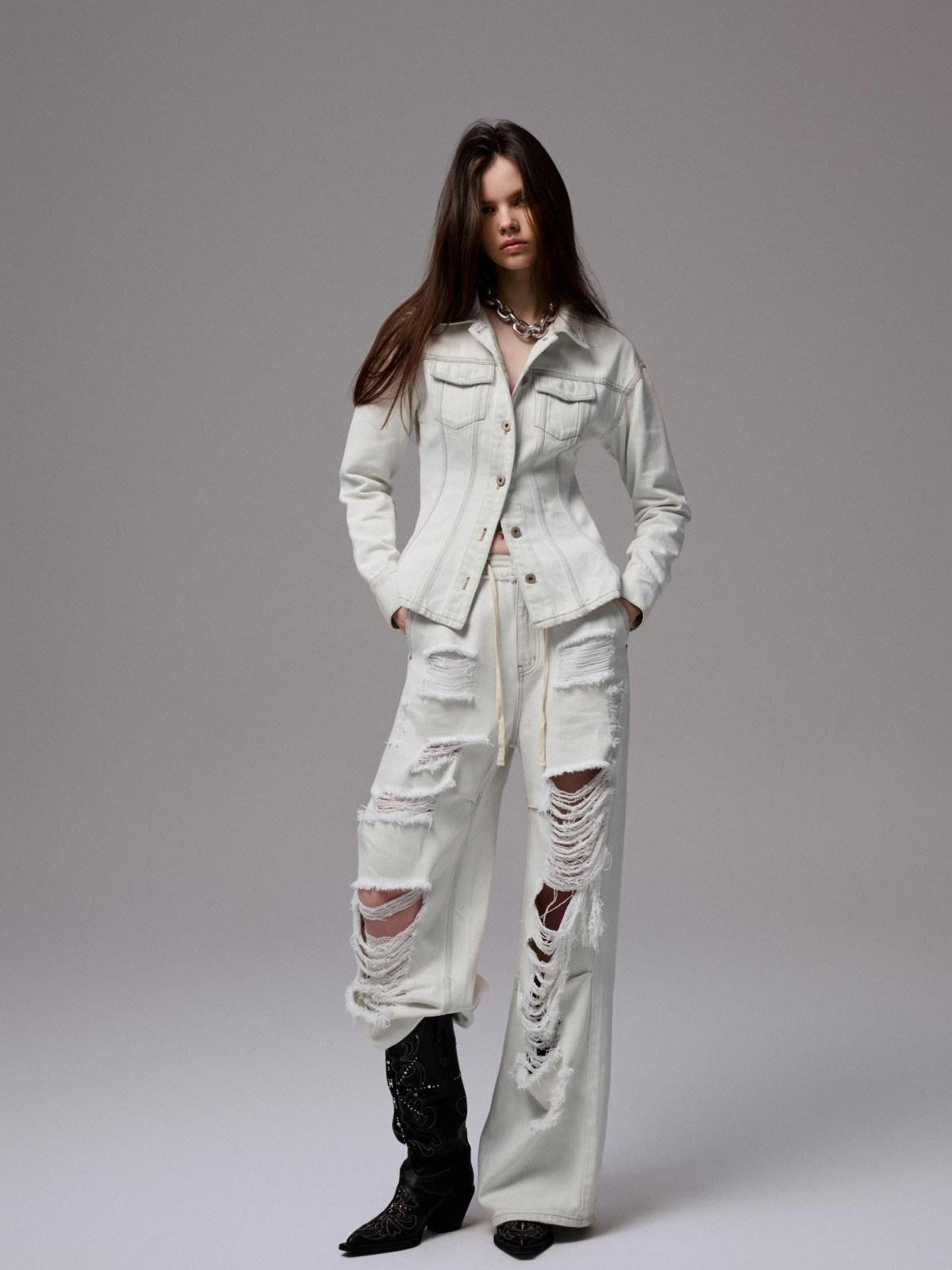 1JINN STUDIO Washed White Ripped Embroidered Low Waist Women&