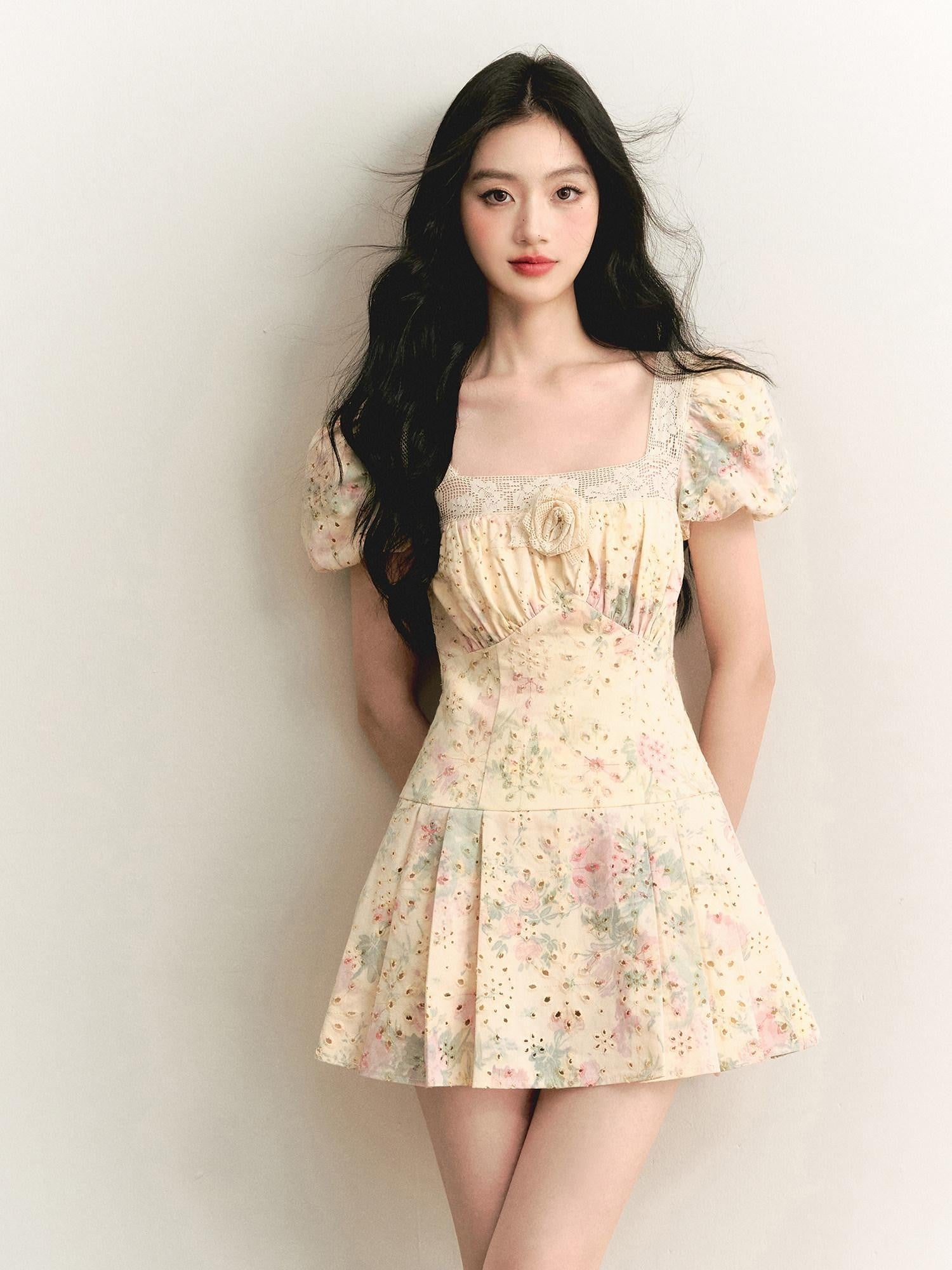 1P STUDIO Beige Floral Lace Cutout Square Neck A Line Women&