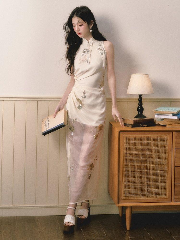 1P STUDIO Beige Sequin Embroidered Stand Collar Women&