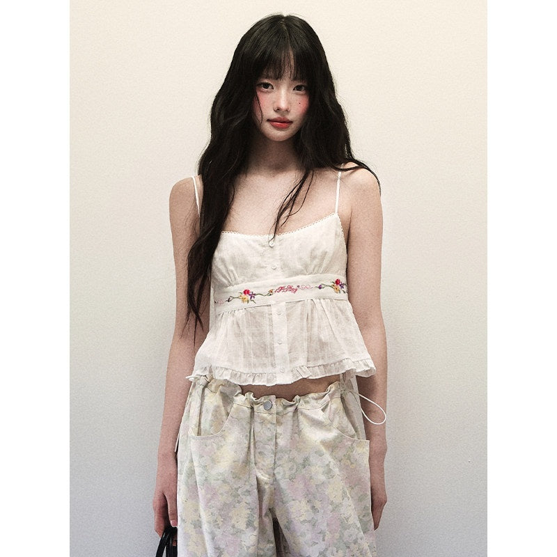 1P_STUDIO_Cropped_Embroidered_Ruffle_Short_Slim_Fit_Women&