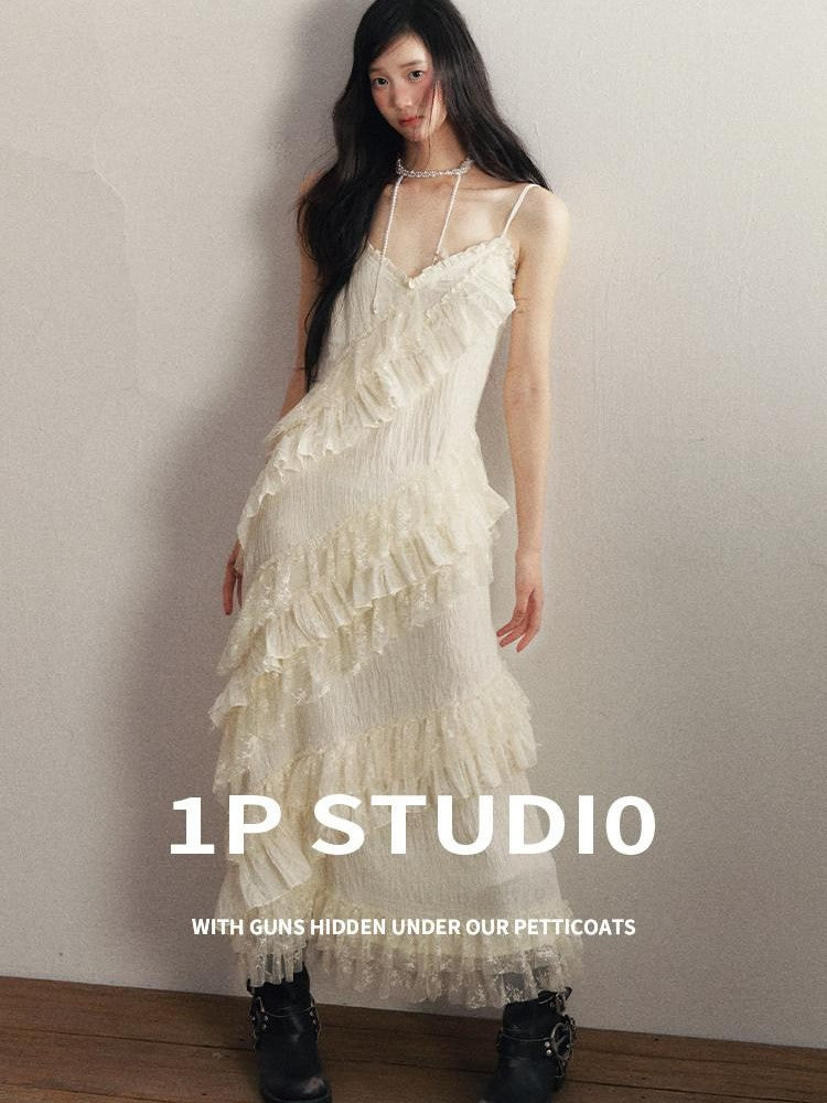 1P STUDIO Ivory Lace Ruffle V-neck Pleated Slim Fit Women&