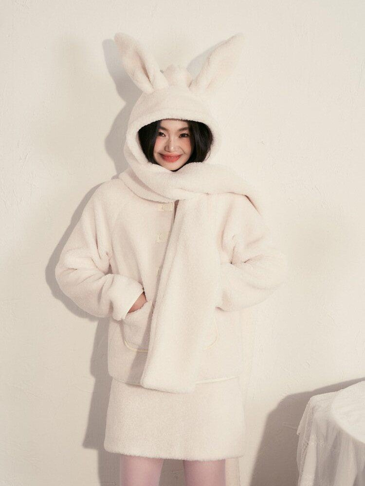 1P STUDIO Milk White Faux Fur Trim Fluffy Women&