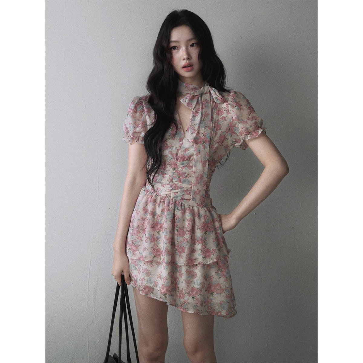 1P_STUDIO_Misty_Pink_Floral_Print_V-neck_Bow_Tie_Puff_Sleeve_Tiered_Women&