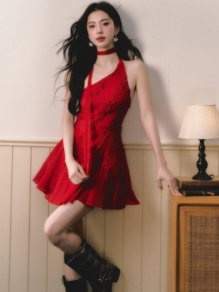 1P STUDIO Red Rose Asymmetrical One Shoulder Waist Cinched Women&