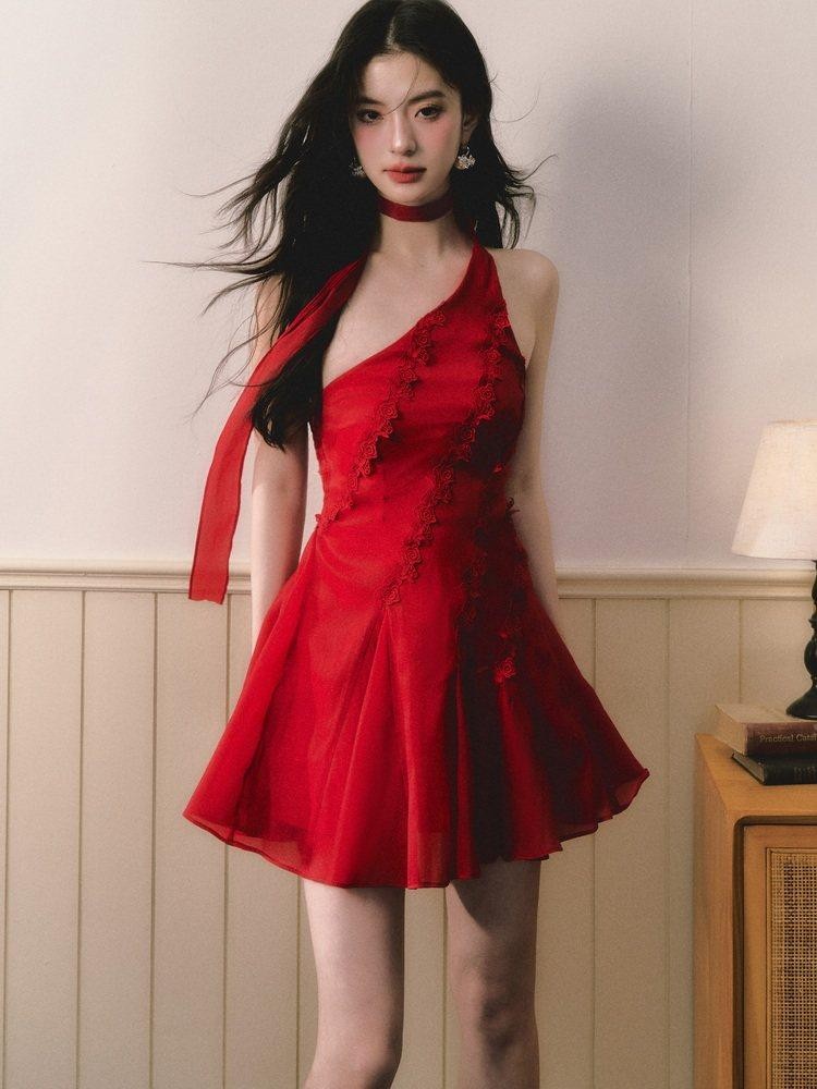 1P STUDIO Red Rose Asymmetrical One Shoulder Waist Cinched Women&