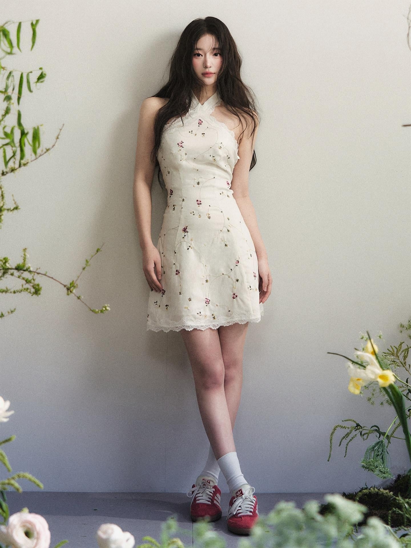 1P STUDIO White Lace Cross Neck Cutout Waist Women&