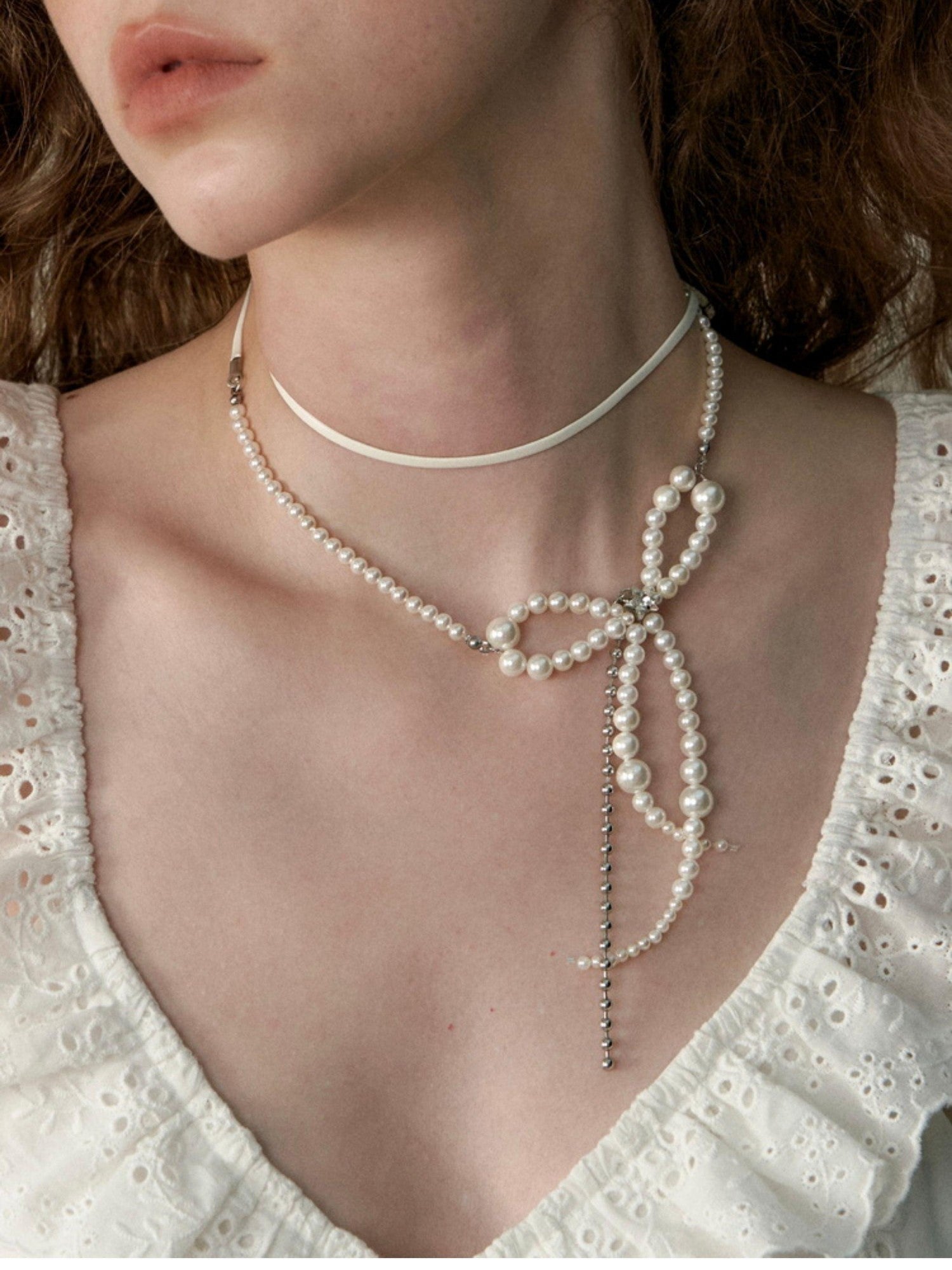 1P STUDIO White Pearl Beaded Bow Chain Leather Cord Women&