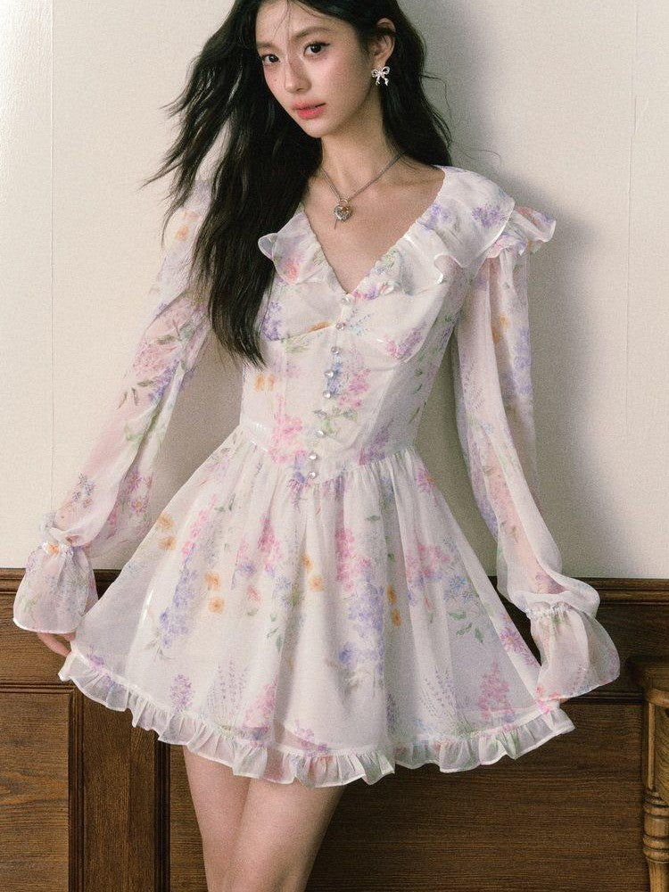 1P STUDIO Wisteria Floral V-neck Long Sleeve Cinched Waist Women&