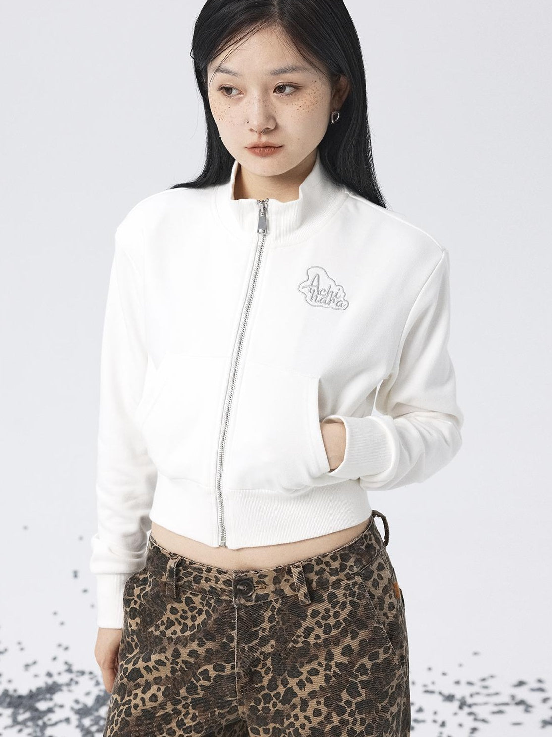 Achihara 2025 Spring Summer Hoodie With Silver Embroidery Women&