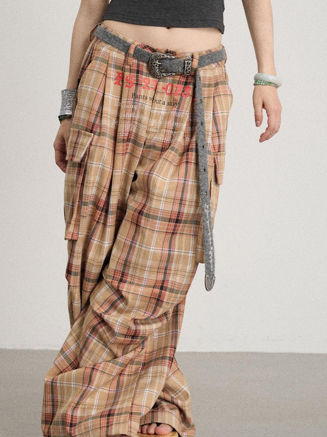 Achihara 2025 Spring Summer Plaid Wide Leg Cargo Pants