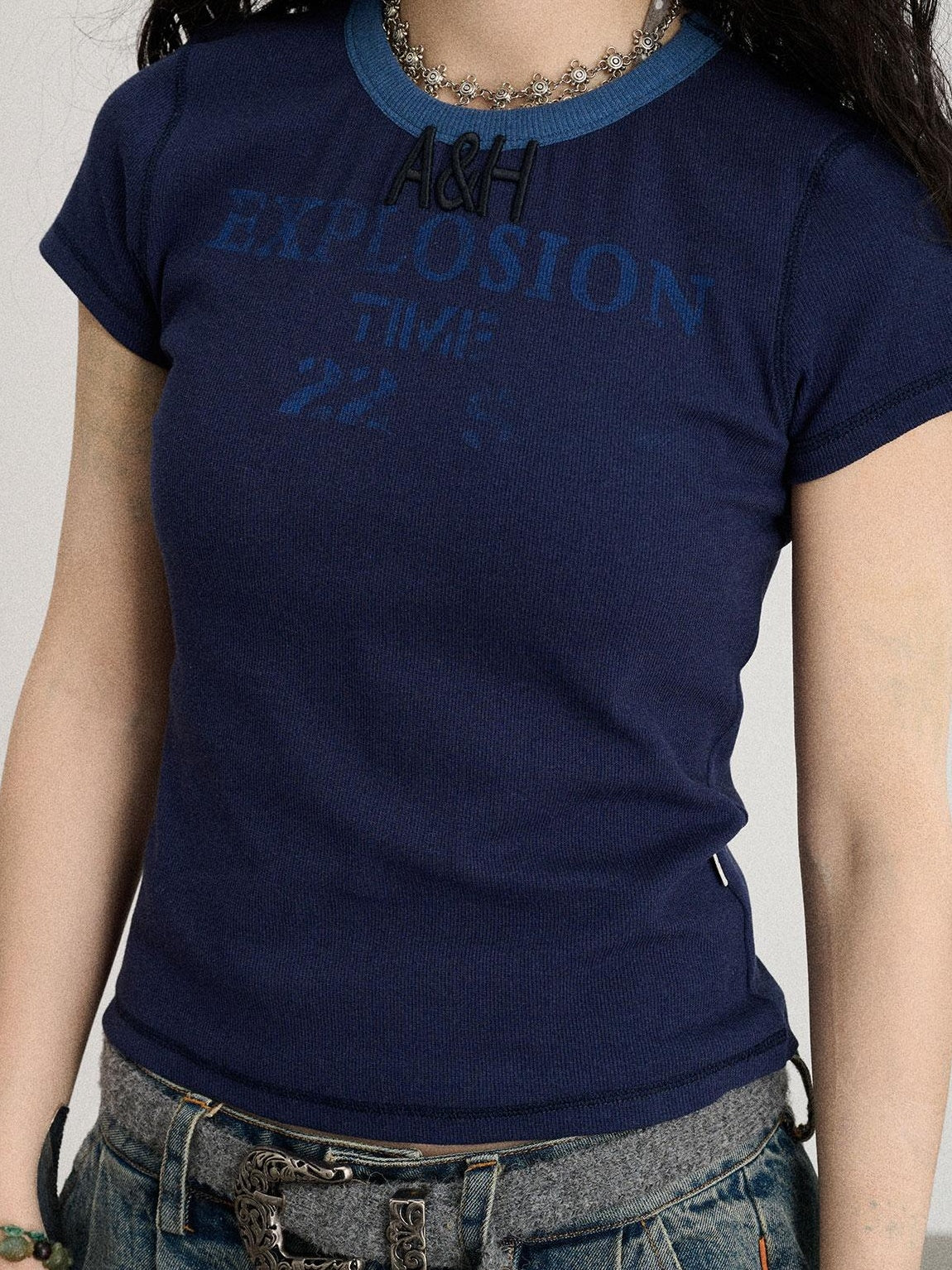 Achihara 2025 Summer Color Block Ribbed Letter T-Shirt For Women