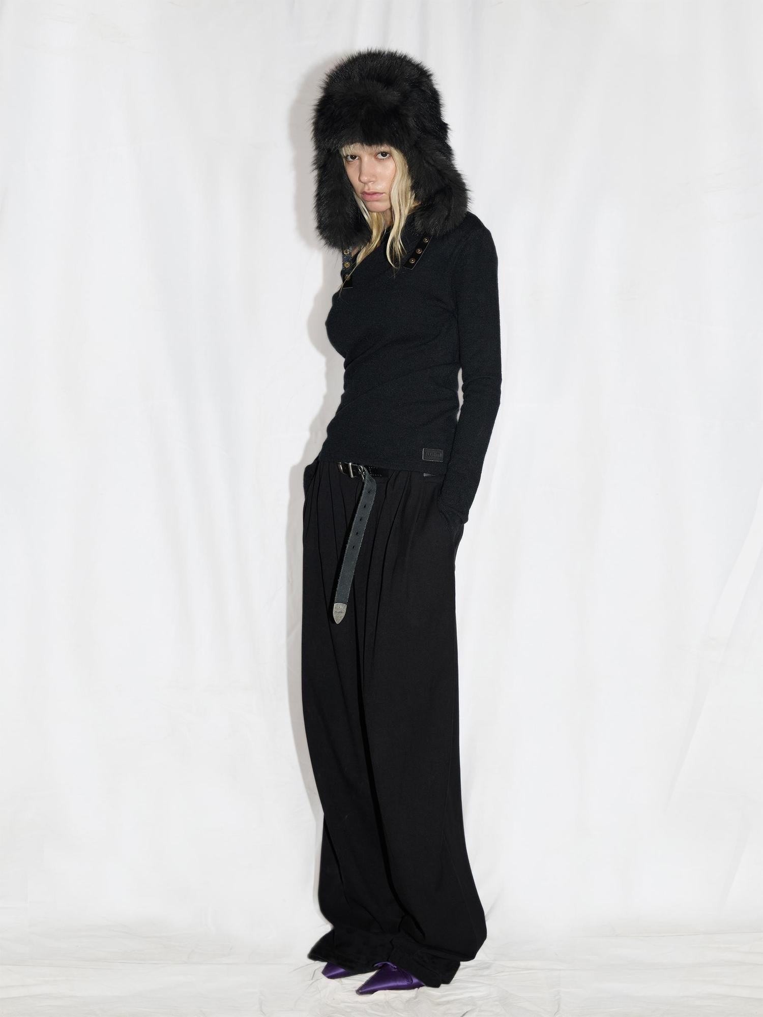 24ans Anti Pill Twist Asymmetrical Layering Top Black Grey