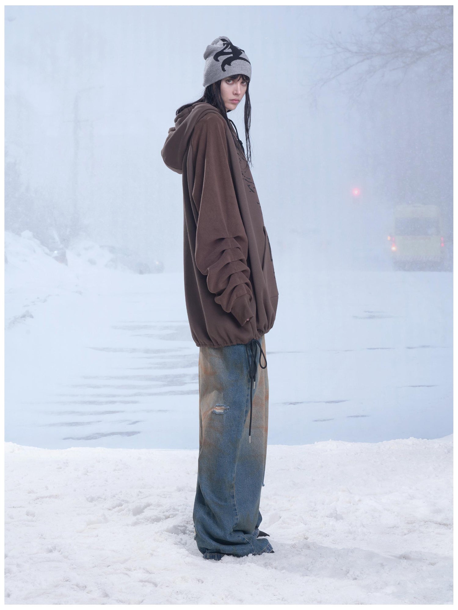 24ans Lonely Series Fleece Lined Hooded Sweatshirt