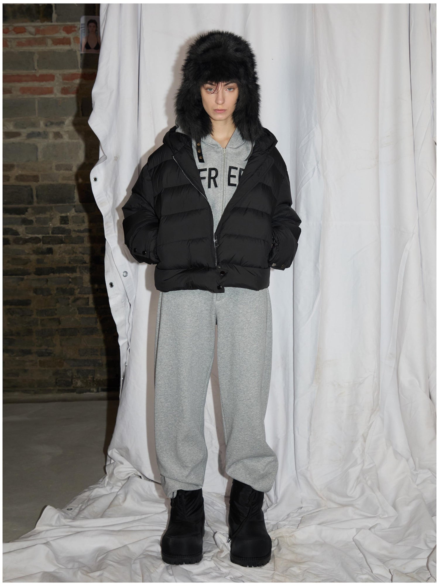 24ans Soft Fleece Lined Winter Sweatpants With Cotton Blend