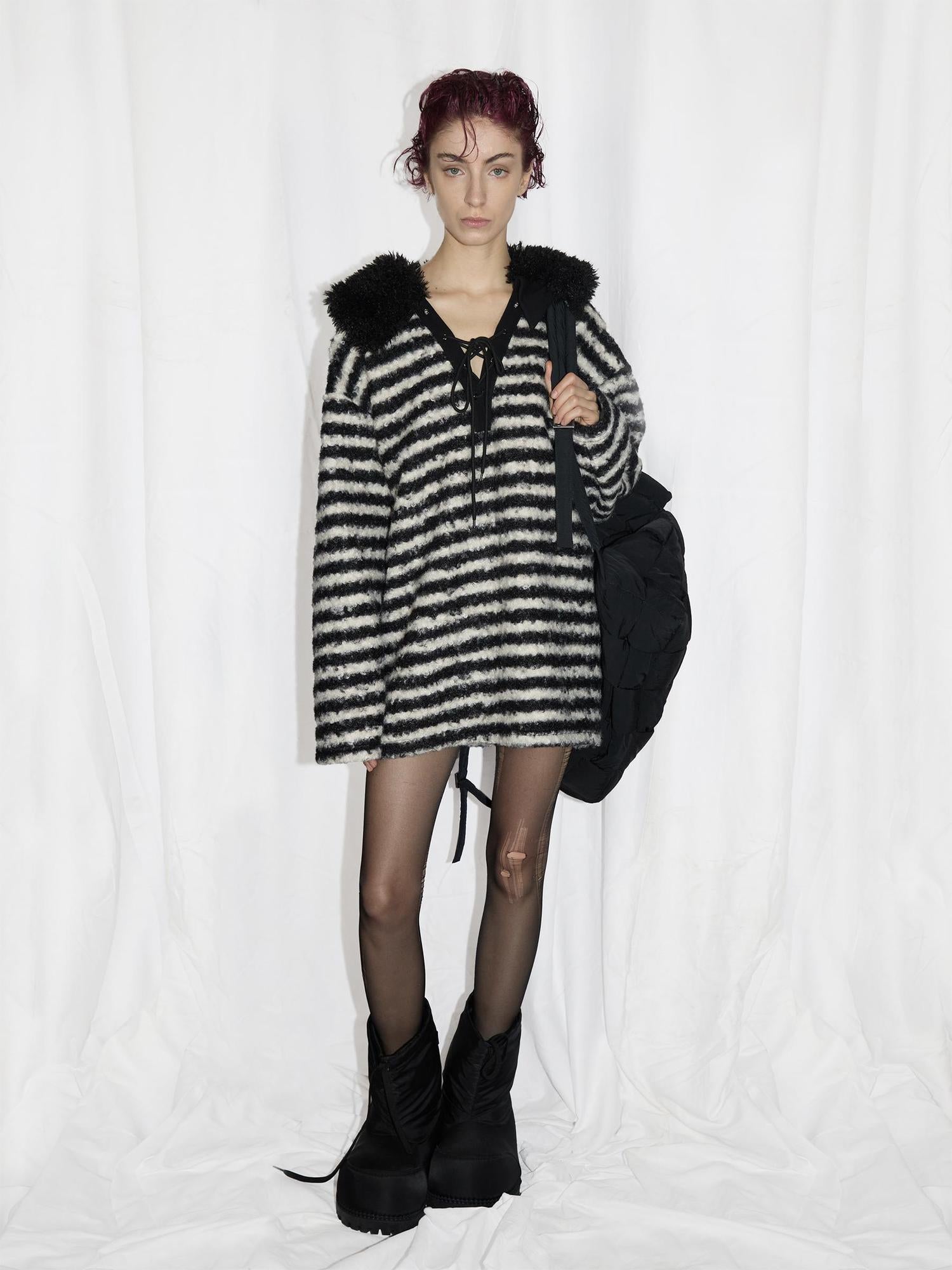 24ans Striped Detachable Shearling Collar Knit Sweater