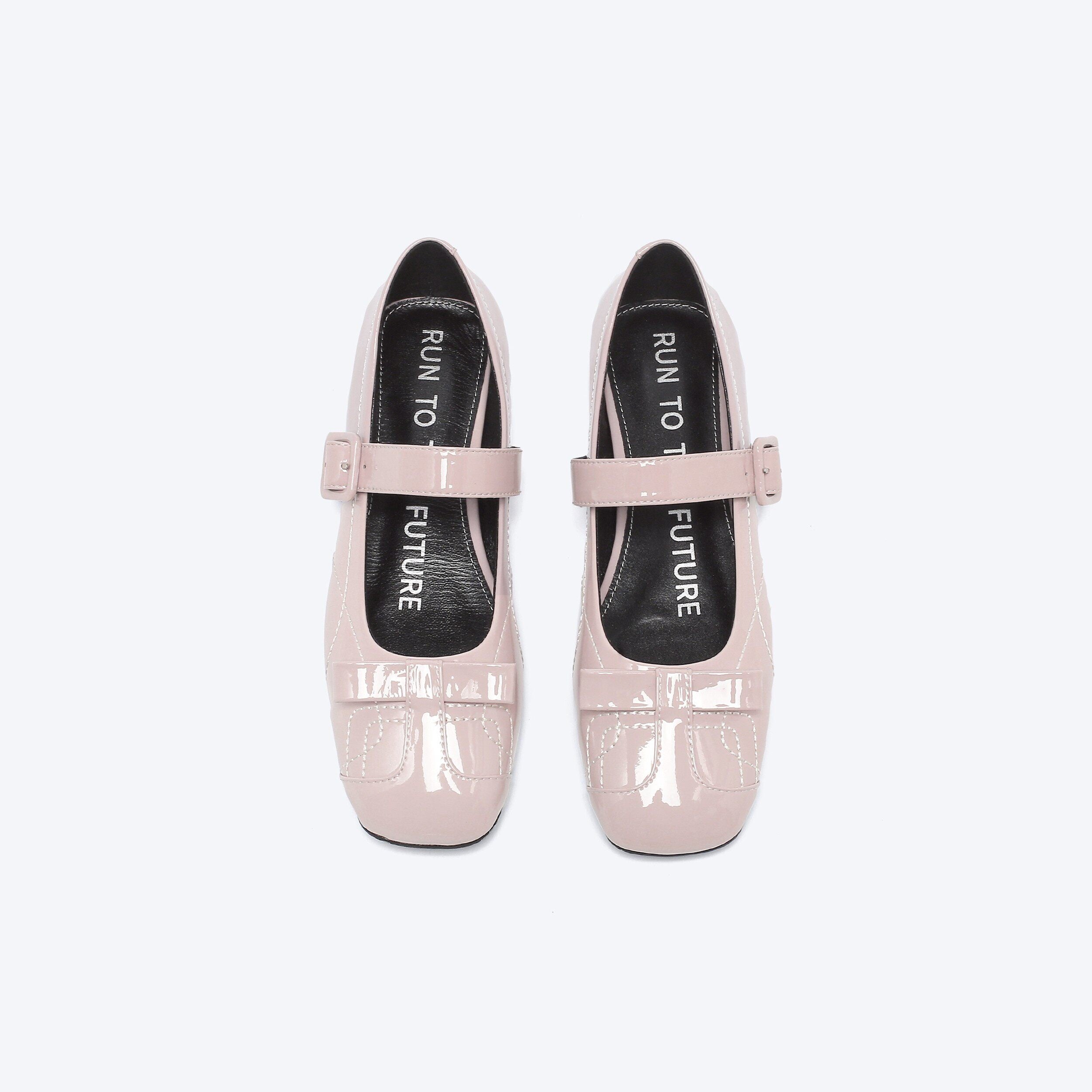 RUN TO THE FUTURE Sheepskin Insole Vintage Square Toe One Strap Low Heel Rubber Sole Women Flats