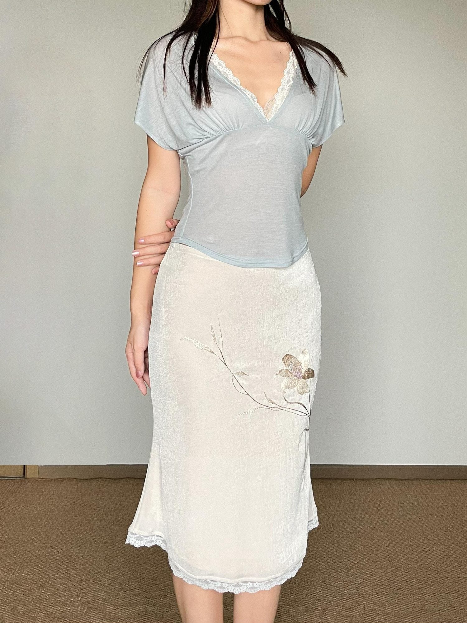 Wet Tail Pure Lyocell Slim Fit V-neck Flare Sleeve Women Cheongsam Short Sleeve T-Shirts