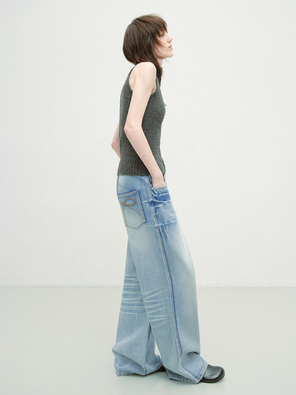 RUN TO THE FUTURE Washed Low Waist Casual Loose Fit Cotton Zipper Women Denim Blue Wide-Leg Jeans