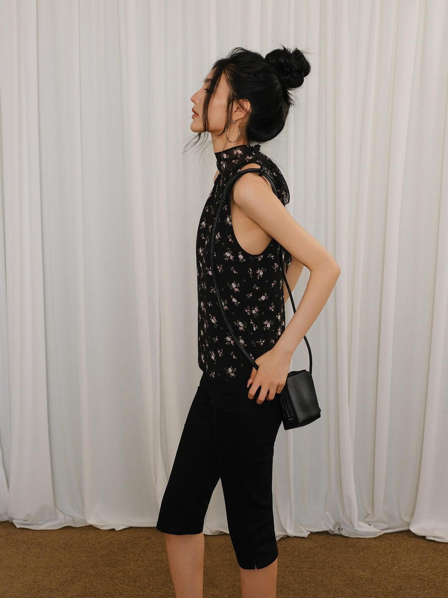 FU FRESH UP Black Floral Stand Collar Tie Neck Chiffon Women&