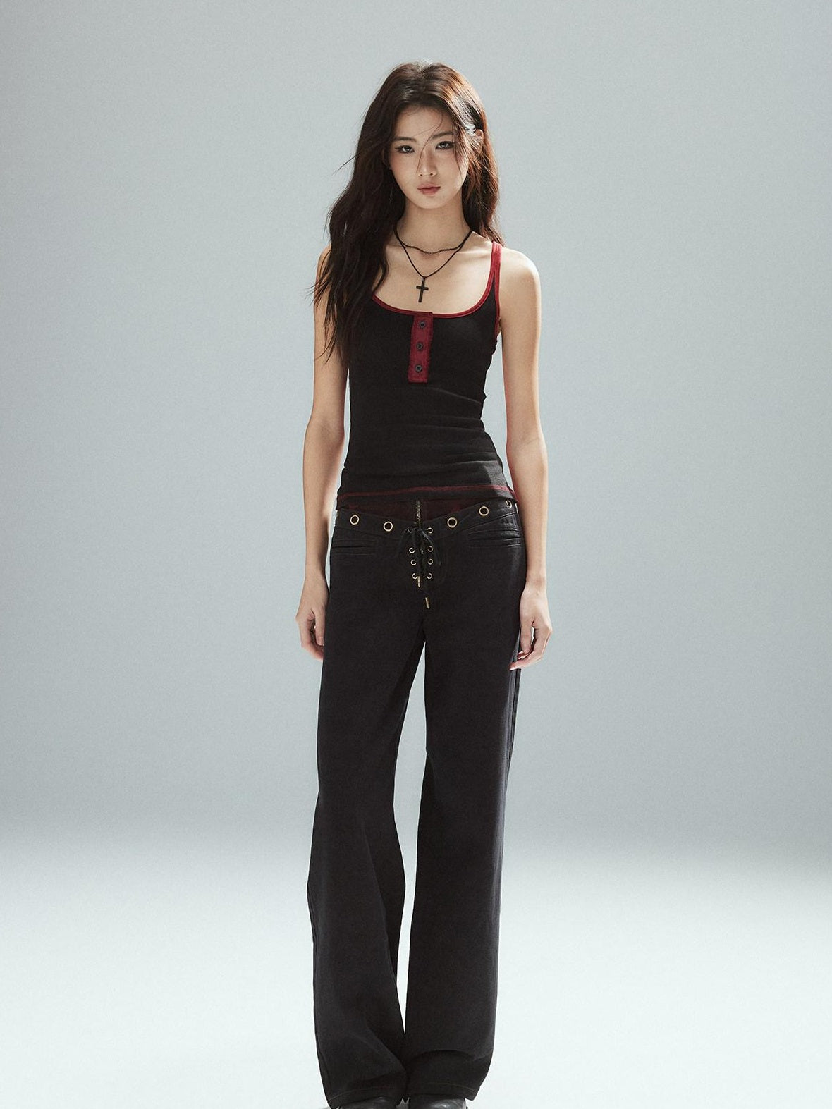 Low pixel Soft Cotton Blend Square Neck Slim Fit Street Style Young Women Daily Tank Tops