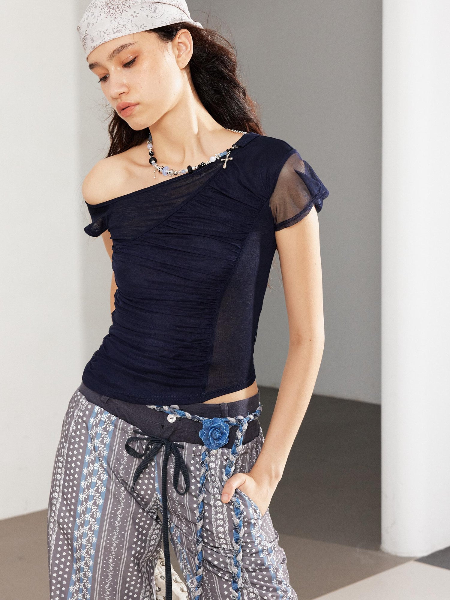 2th Desire Asym Detachable Necklace Mesh Ruffle Sleeve Fitted Tee