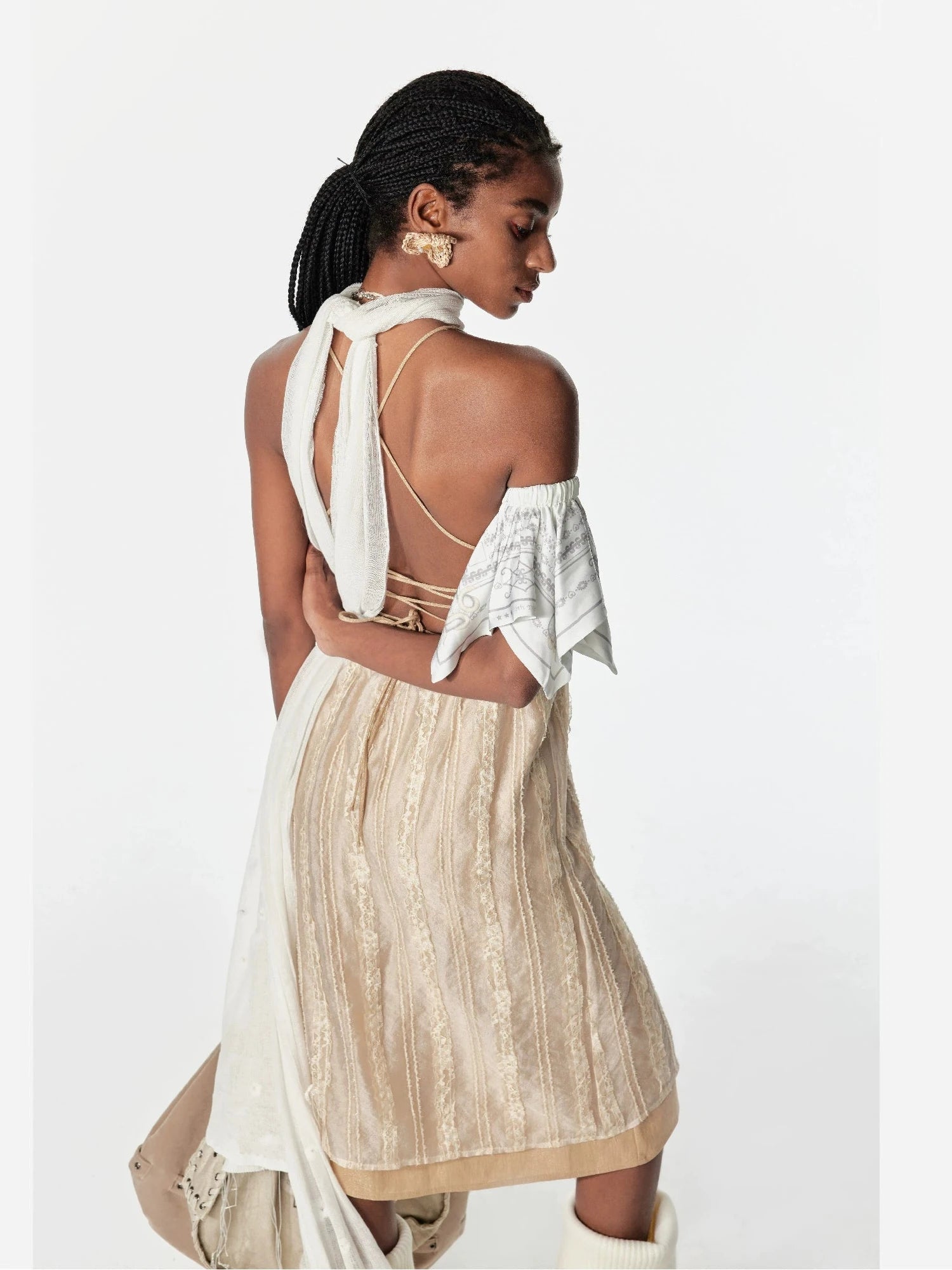 Double Layer Silver Lace Backless Sleeveless Holiday Dress