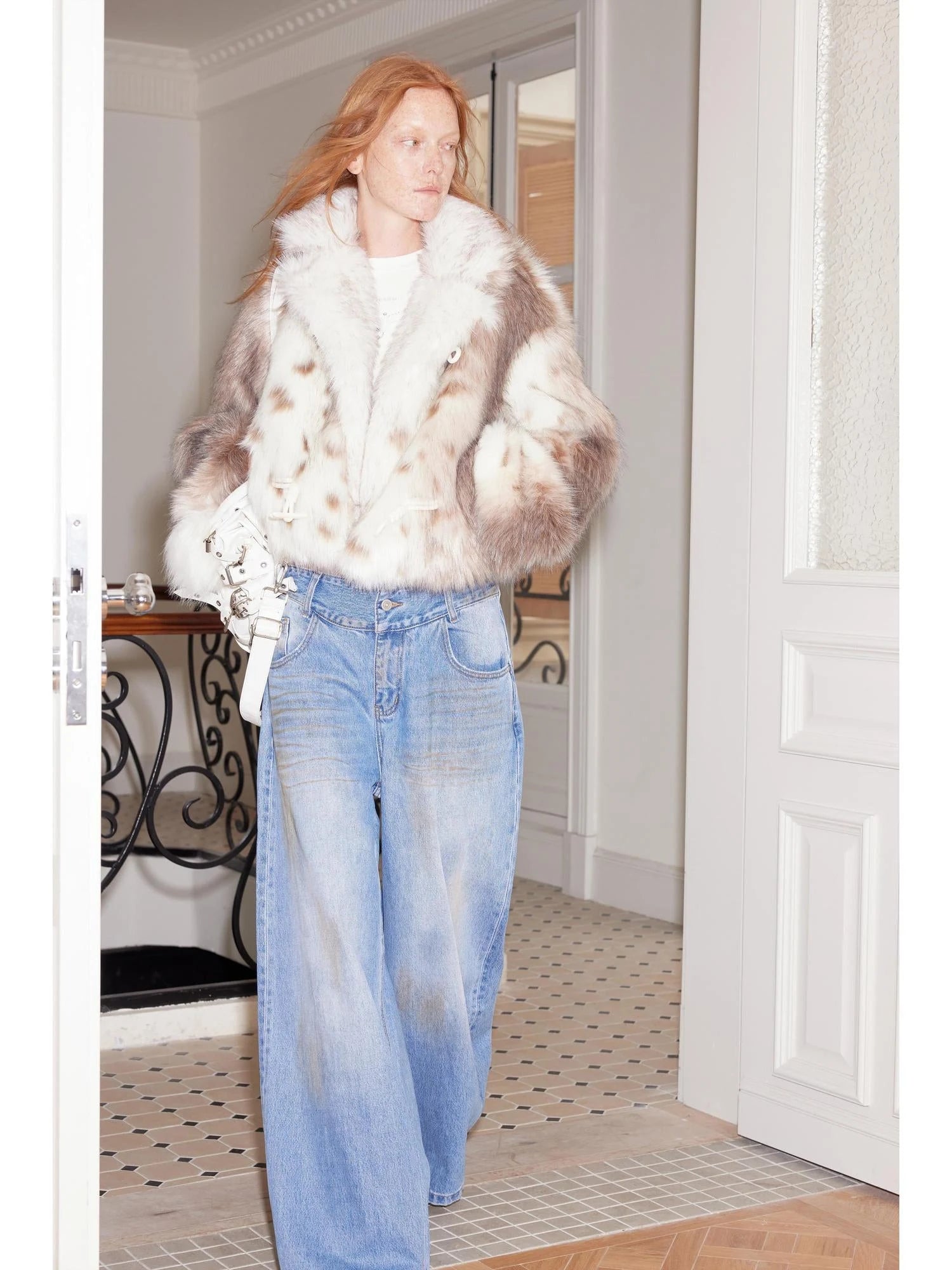 Faux Fur Bone Button Short Coat With Velvet Lining