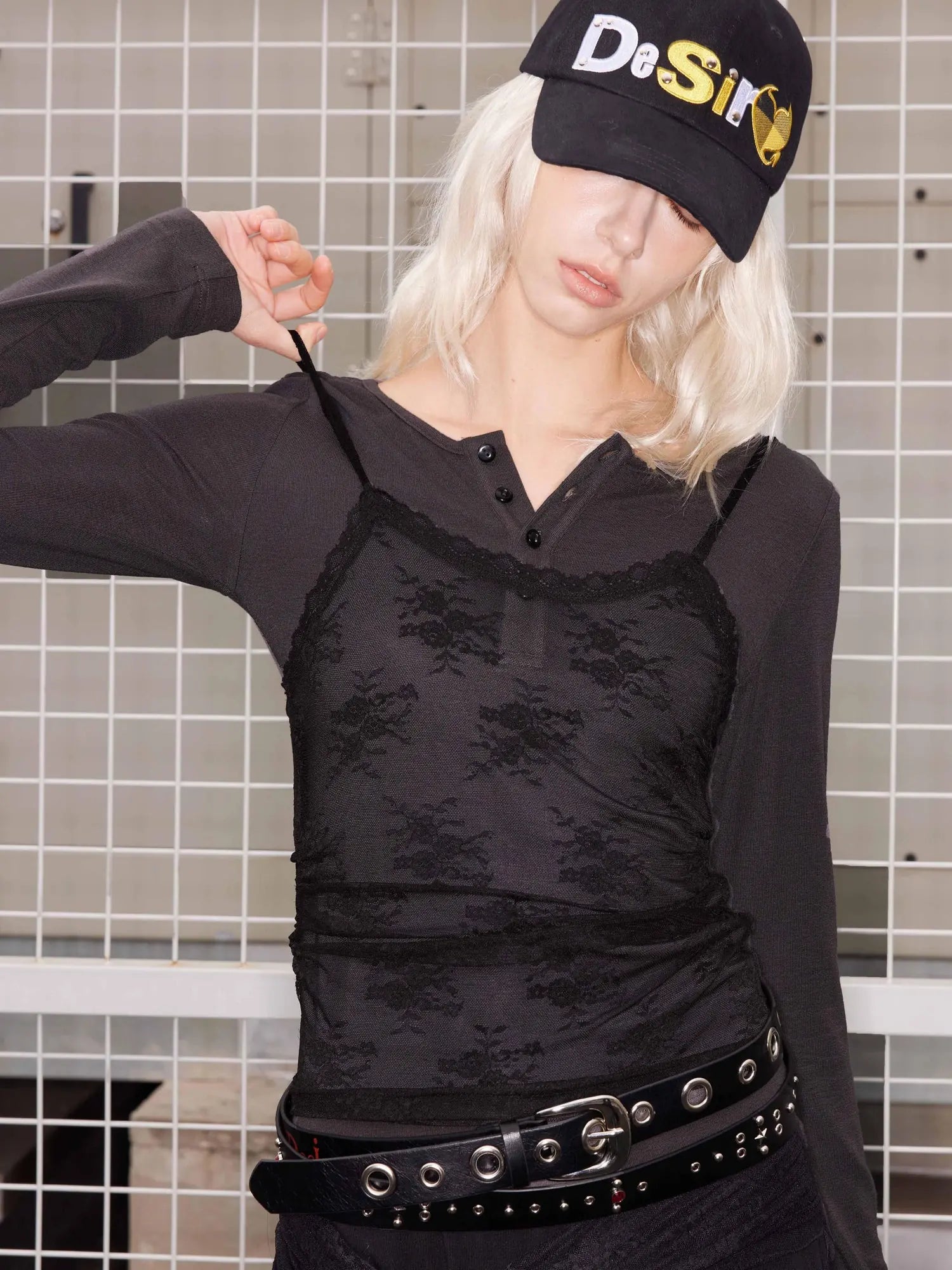 Lycelle Lace Contrast Knit Wool Long Sleeve Top