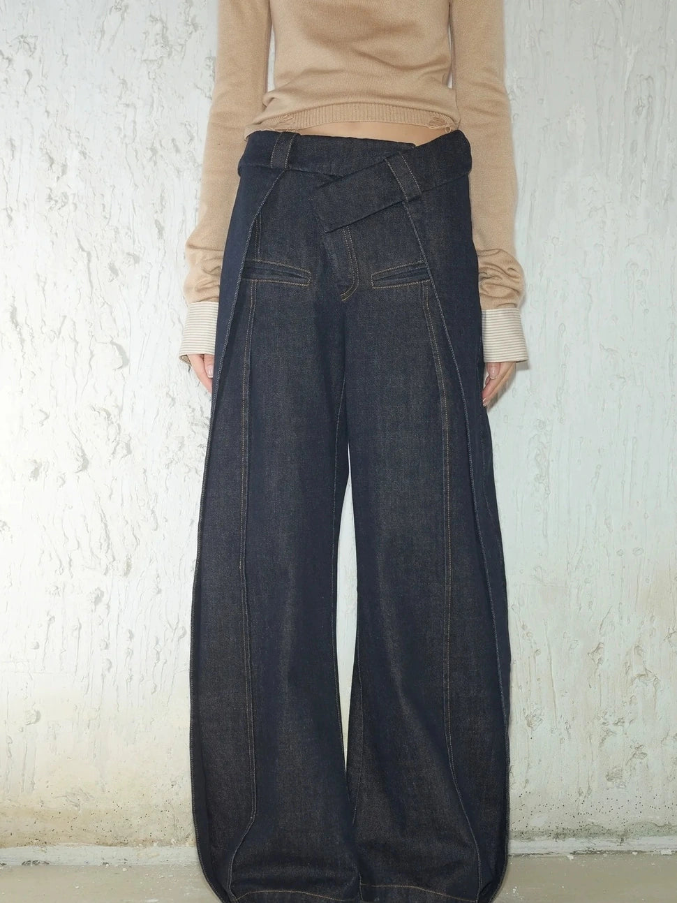 2th Desire Pleated Trousers With Asymmetric Waist Pants