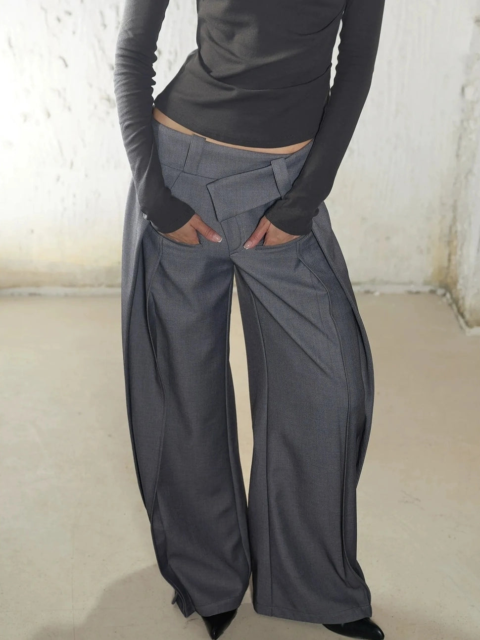 2th Desire Pleated Trousers With Asymmetric Waist Pants