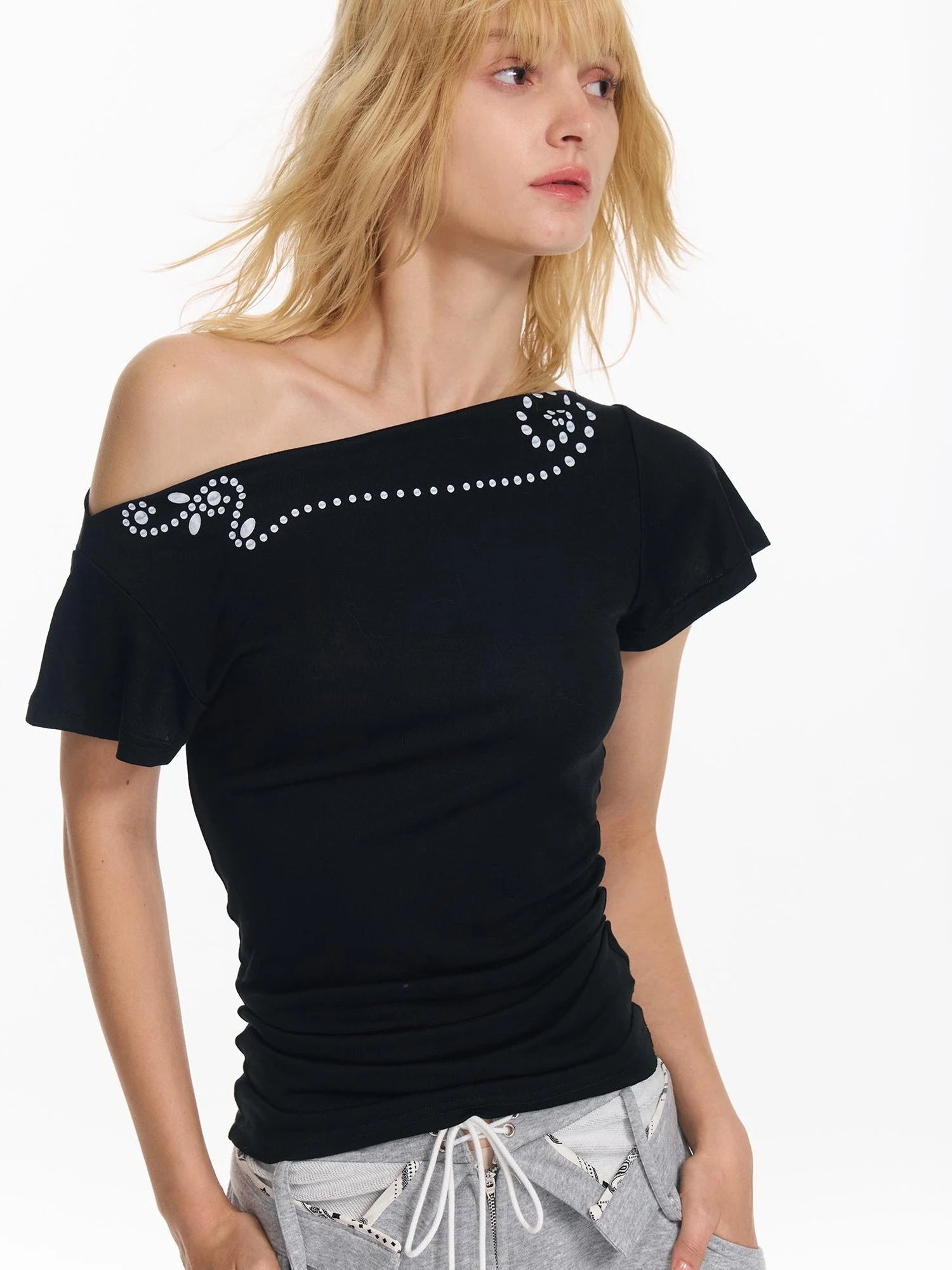Retro Rivet Print Slash Neck T-shirt