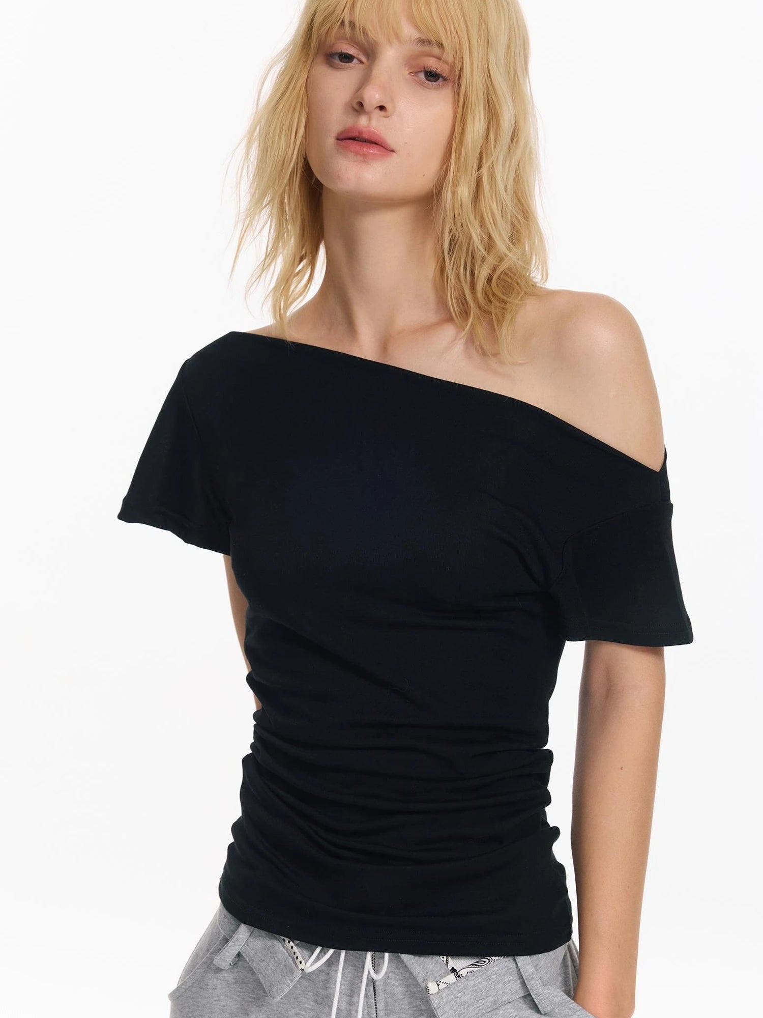 Retro Rivet Print Slash Neck T-shirt