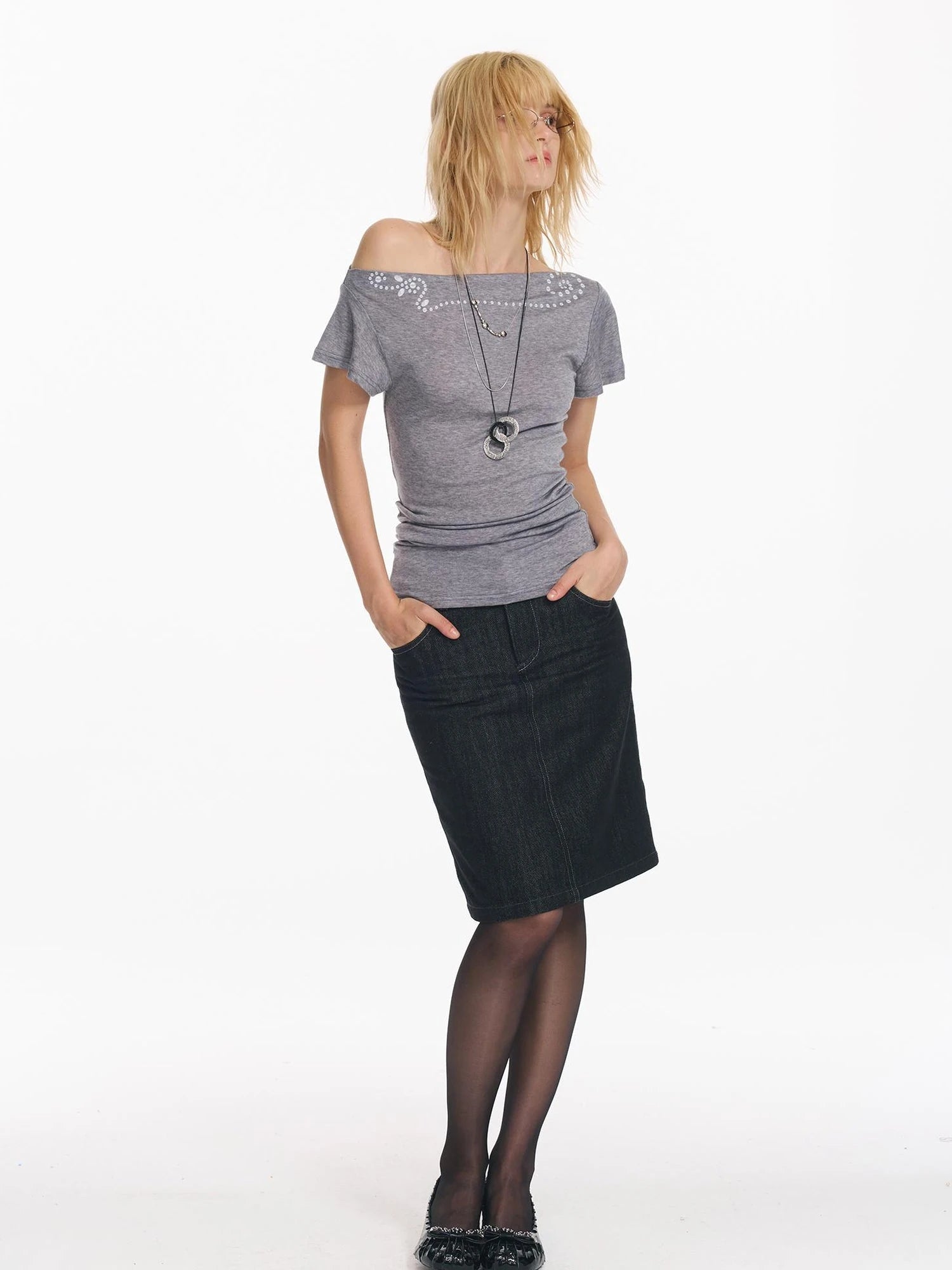 Retro Rivet Print Slash Neck T-shirt