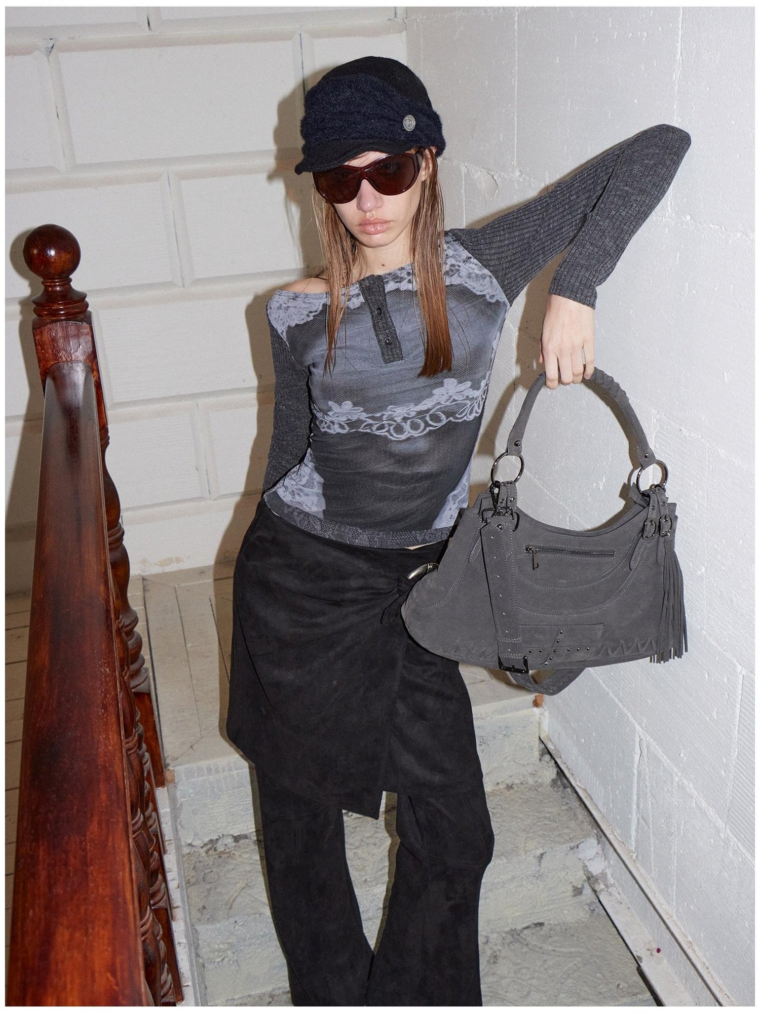 2th Desire Reversible Vintage Slim Fit Printed Crop Women Gray Black Long Sleeve T-Shirts