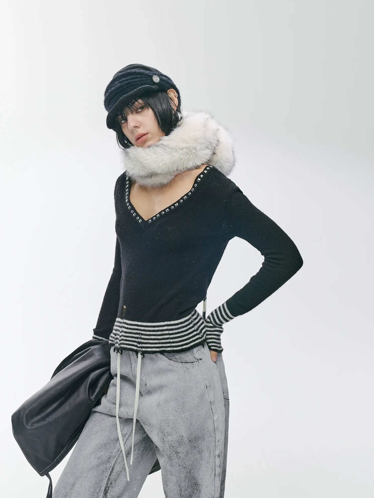 2th Desire Soft Wool Knit V Neck Vintage Slim Fit Black Striped Women Pullover Sweater