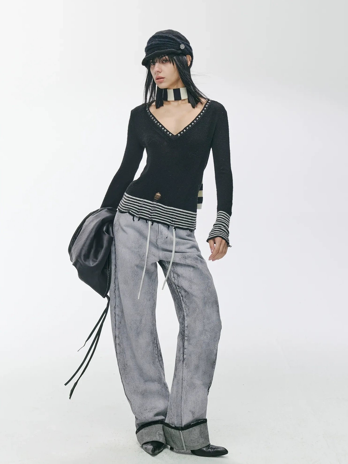 2th Desire Soft Wool Knit V Neck Vintage Slim Fit Black Striped Women Pullover Sweater