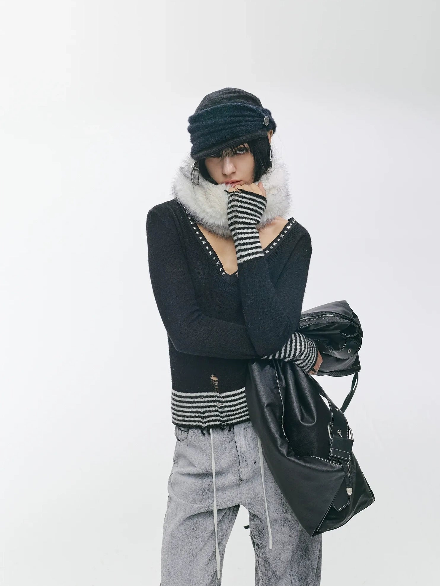 2th Desire Soft Wool Knit V Neck Vintage Slim Fit Black Striped Women Pullover Sweater