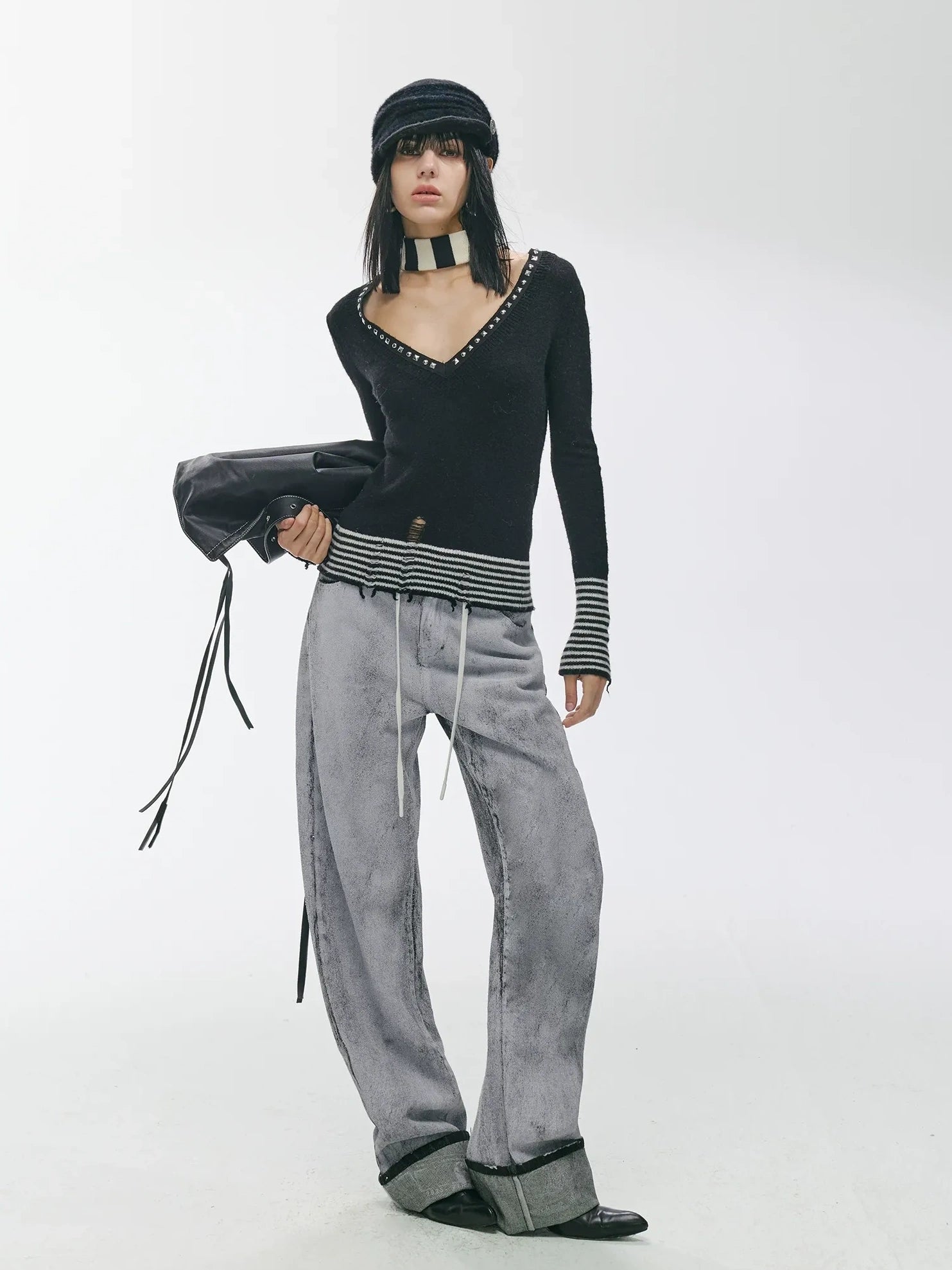 2th Desire Soft Wool Knit V Neck Vintage Slim Fit Black Striped Women Pullover Sweater