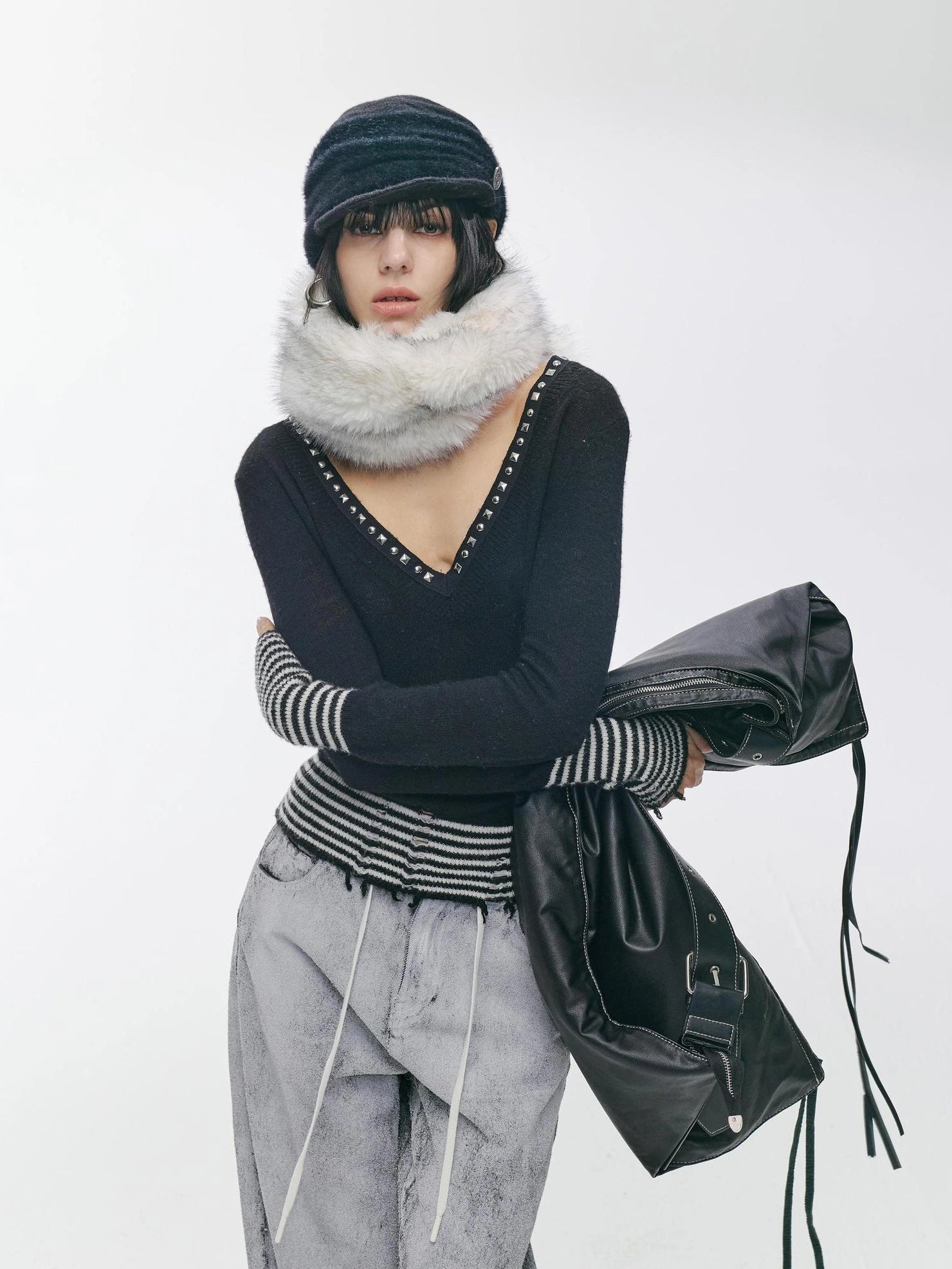 2th Desire Soft Wool Knit V Neck Vintage Slim Fit Black Striped Women Pullover Sweater