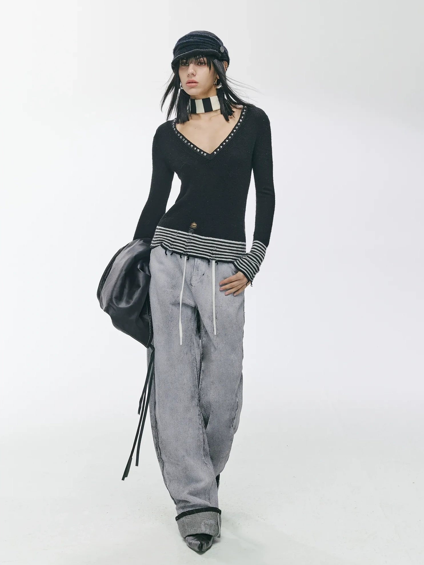 2th Desire Soft Wool Knit V Neck Vintage Slim Fit Black Striped Women Pullover Sweater