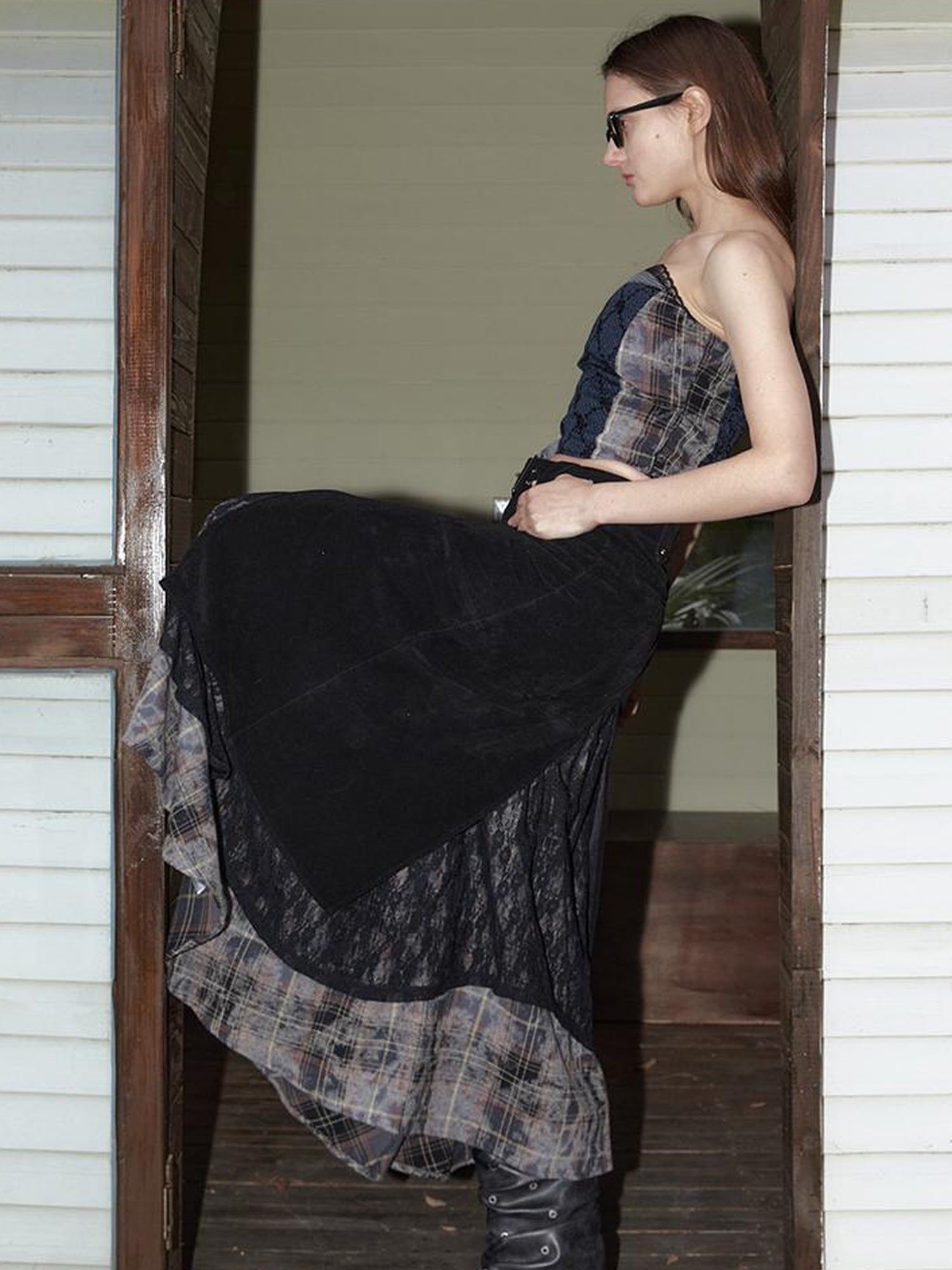 2th Desire Vintage Black Lace Asymmetrical Midi Skirt