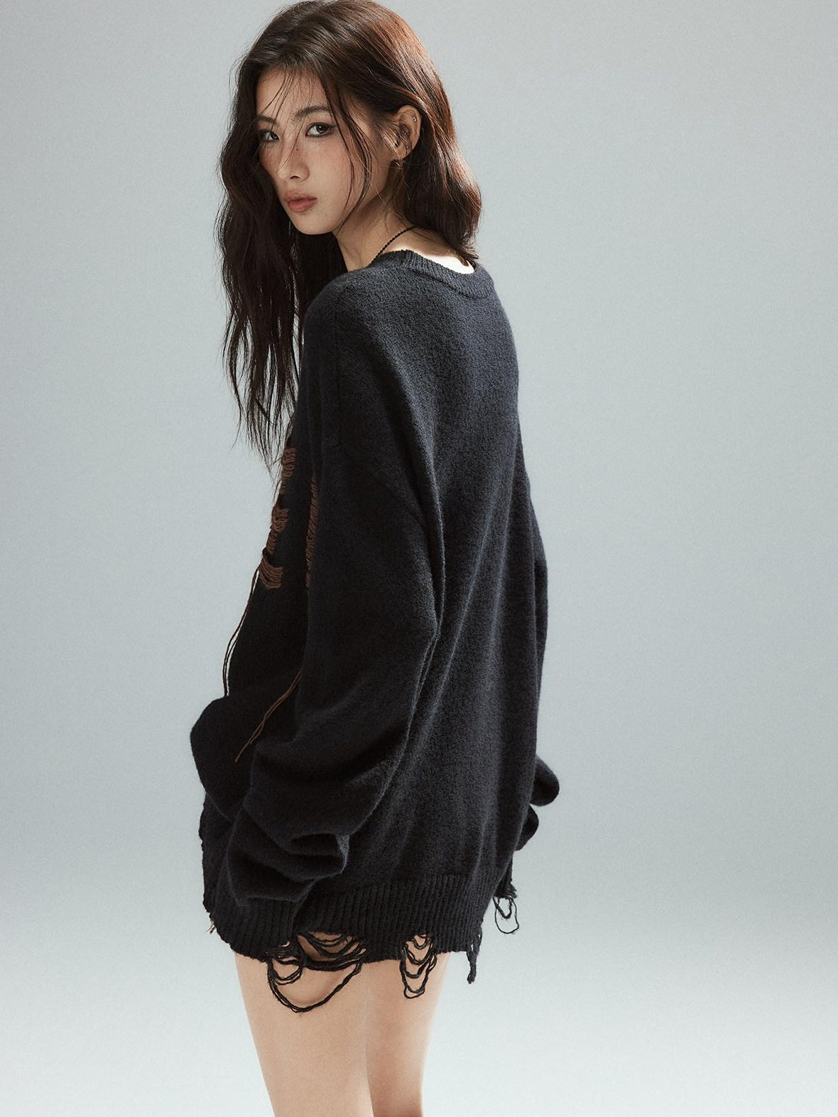Low pixel Warm Oversized Street Style Distressed Hem Women Black Knit Pullover Sweaters